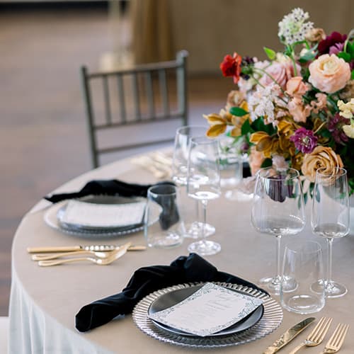 wedding reception dining table